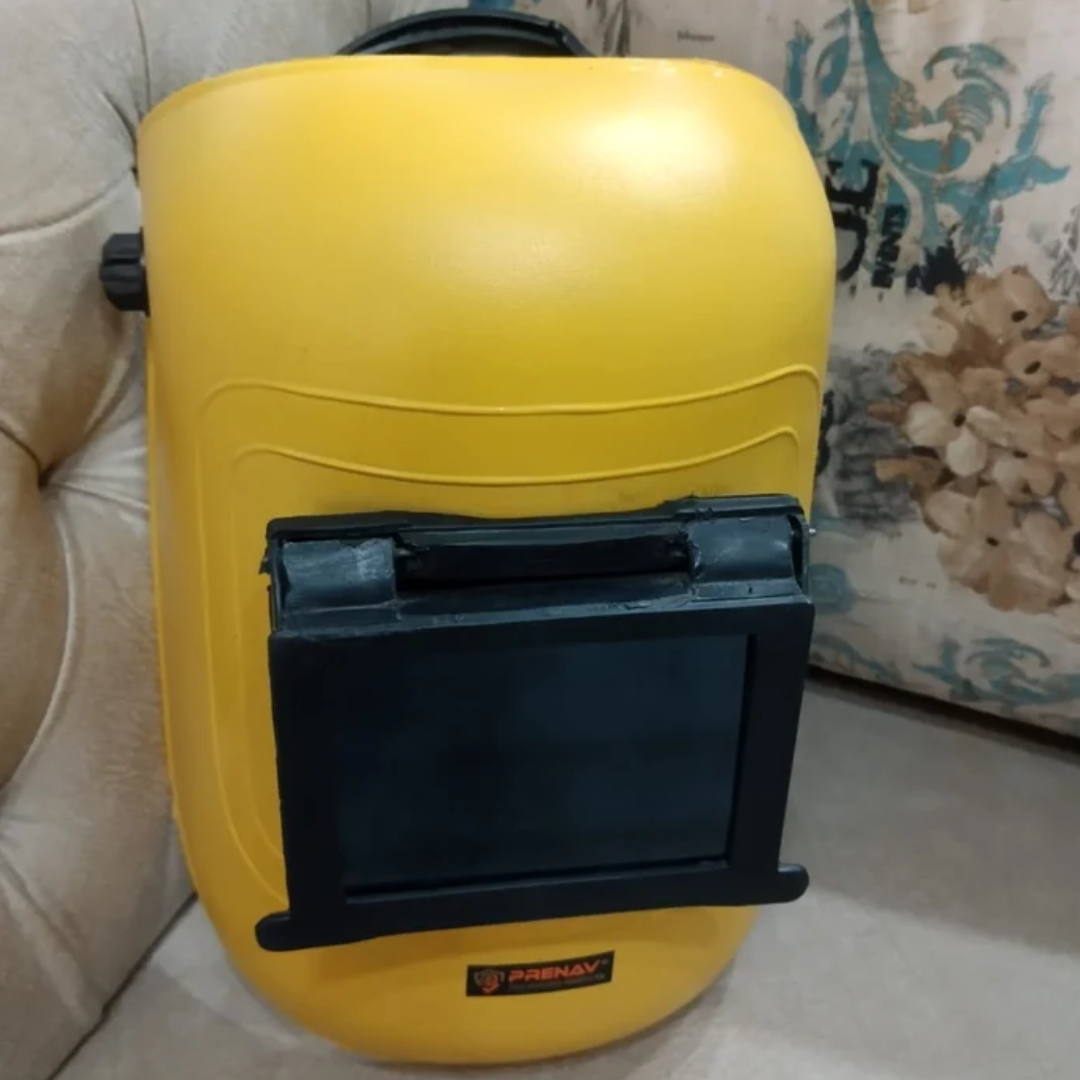 Window Type Gold Touch Premium Welding Head Shield, Size: Medium